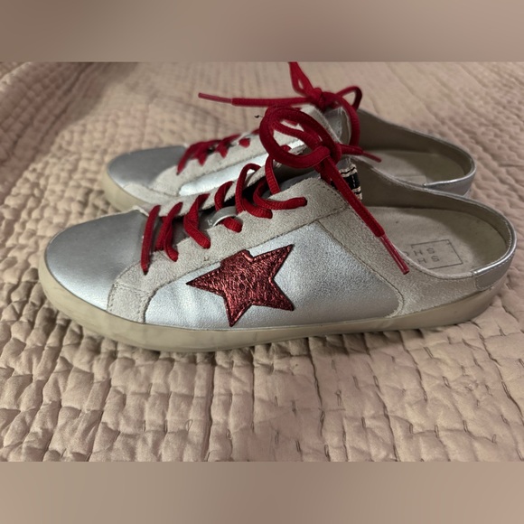 Philippa ShuShop Star Distressed Pre-Scuffed Slip-on Silhouette Sneakers - Picture 1 of 8